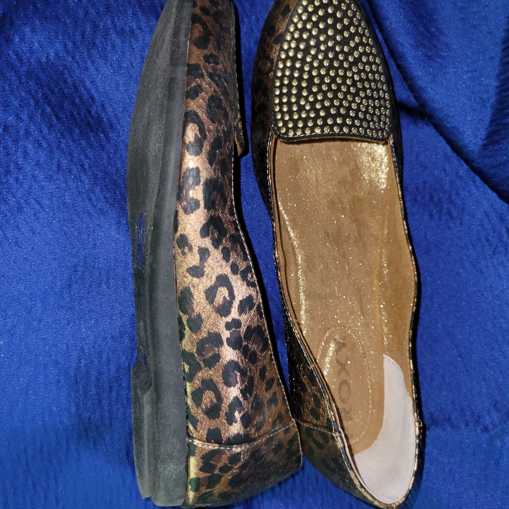 ANIMAL Print and Gold flats